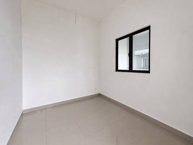 Brand-New Corner Unit for Sale in Avia Plus @ Bandar Country Homes