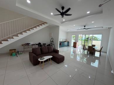 Viluxe Residence Batu Kawan  2 Storey Terrace House Superlink