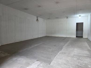 Retail Store Workshop at Menggatal Roadside