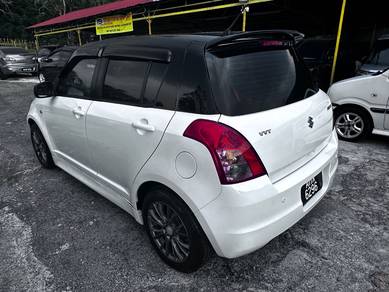 2012 Suzuki SWIFT 1.5 GLX FACELIFT (A)1Malay owner