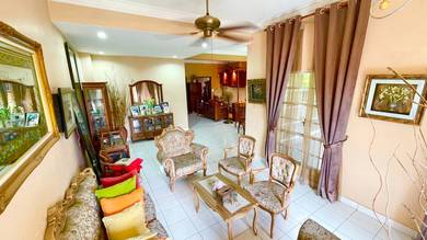 4370ft² Land Area - END LOT DOUBLE STOREY, BANGI GOLF RESORT
