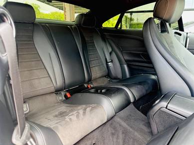Mercedes Benz E300 COUPE 2.0 AMG
