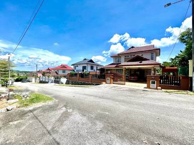 WELL KEPT BEAUTIFUL NON BUMI 2 Storey Bungalow Rasah Kemayan Seremban