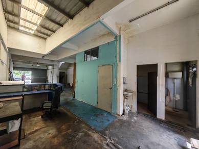 Kawasan Tampoi Perindustrian - 2 Storey Shoplot