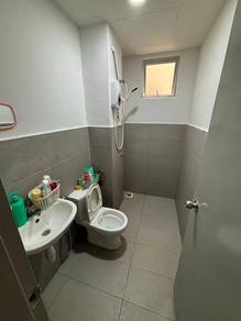 Fully Furnished Selangor Seri Kembangan Room For Rent