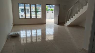 New 2 Storey at M Senyum Bandar Baru Salak Tinggi Sepang
