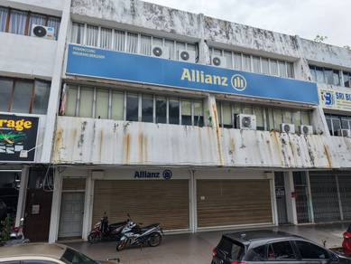 Kampung Gajah Facing Mainroad 3-Storey Adjoining Unit Shoplot For Rent