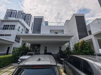 2.5 Storey Zero Lot Bungalow Lakefront Villa @ Cyberjaya