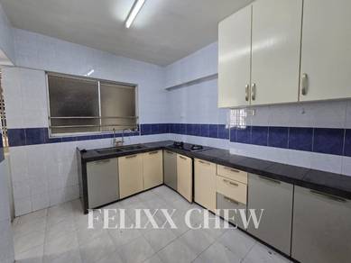 Taman Pekaka Block 31 850Sqft Good Condition Sungai Dua For Sale