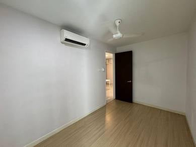 H20  Residence Pool-Facing Condo in Ara Damansara 2 Car Parks