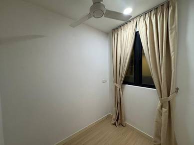 H20  Residence Pool-Facing Condo in Ara Damansara 2 Car Parks