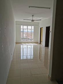 Dengkil Suria Apartment For Rent