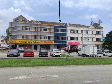 Selangor Semenyih Shop Lot For Rent/Ground floor /first floor/second