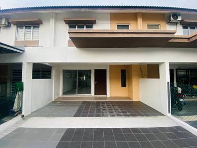 Double Storey Terrace Jalan Galaksi Bandar Mahkota Banting