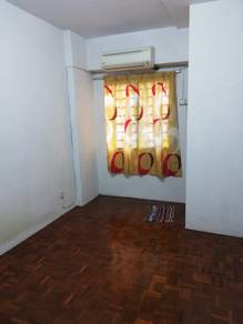 Pangsapuri Kiambang, Seri Kembangan, Serdang