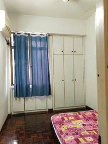 Arratoon court , 1000sf , fully furnish