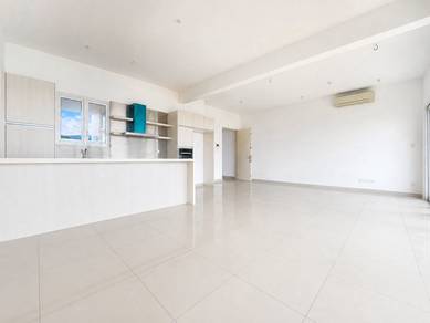 The Loft Southbay City Batu Maung Sea View Corner Condo