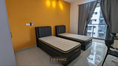 PV9 Twin Room Bilik Sewa Female Male Student TARUC Low Deposit Lrt