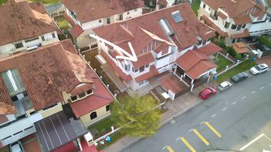 Exclusive Semi D TINTA with Green Outlook & Full Privacy –Alam Impian