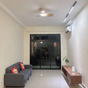Shuttle bus to legoland / 10 min to SG /2 bed for rent / Low Deposit
