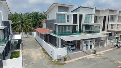 2.5-storey-Terraced-House-for-sale-Bera-Pahang