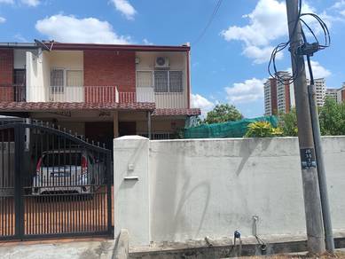 Corner Renovated Double Storey Terrace Taman Bangi Jalan Reko Kajang.