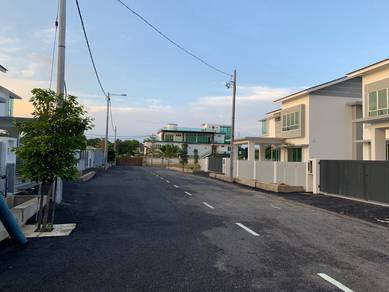 Bungalow -5Bilik Tidur/ Tanah 5338kps/5min ke HospitalKemaman