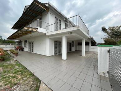 2 Storey Super Link Corner House with huge Land