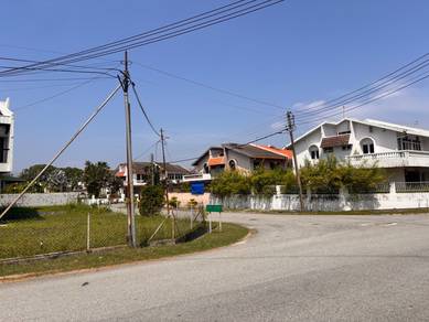 Mansion Park Corner Semi D