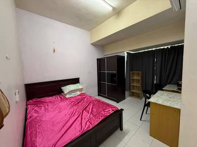 University Place (Plaza Ivory)-1