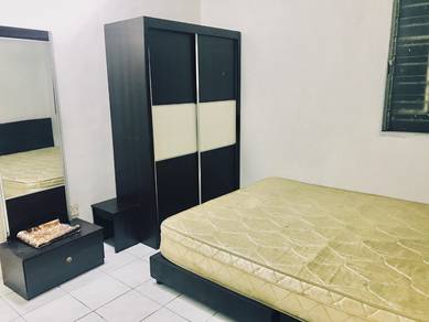 Partially Furnished Selangor Klang Room For Rent