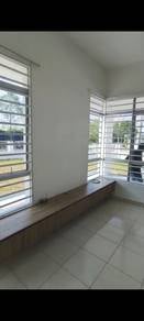 Corner house puncak alam