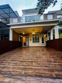 Rumah Teres 2 tingkat merak mas 