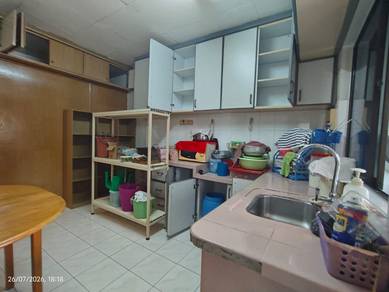 Flat Hamna Sungai Dua in Penang Island Level 4 Block E