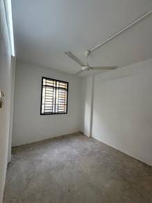 Mount Austin Low Cost Flat Ground Floor For Sale