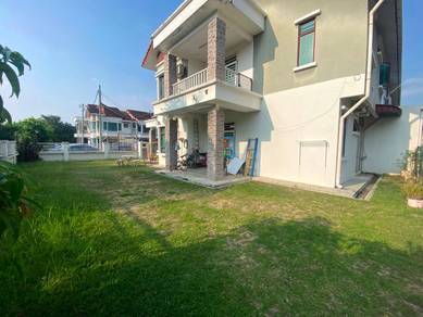 Corner Lot  DOUBLE STOREY TERRACED  SEKSYEN 4 BANDAR BARU BANGI