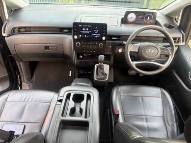 Hyundai STARIA 2.2 LITE (A) 11 SEATER WARANTY