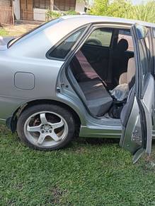 Proton WAJA 1.6 (A)