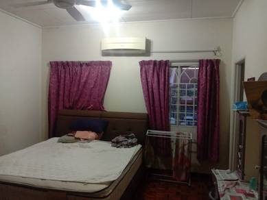 Double Storey Terrace, Jalan Pinggiran USJ 1,  Taman Pinggiran USJ,