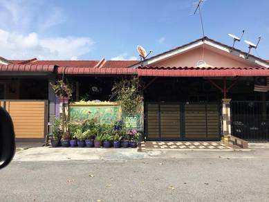RUMAH TERES 1 TINGKAT
📍 Taman Seri Kapar 2, Kapar, Klang, Selangor