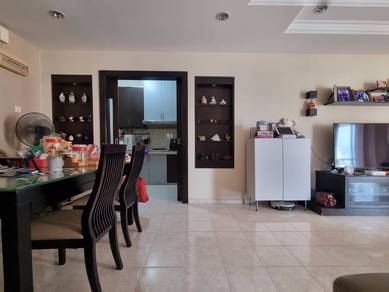 Best Buy Coastal Tower 3 Bedroom High Floor Good Condition