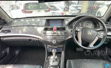 Honda ACCORD 2.4 VTI-L (A)