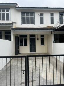 DOUBLE STOREY HOUSE  LOW MEDIUM@  Tmn Mutiara  Rini