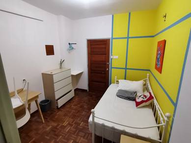 Fully Furnished Kuala Lumpur Ampang Hilir Room For Rent