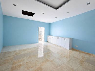 Fully Renovated Shop Office Laman Seri Business Park Seksyen 13 SA