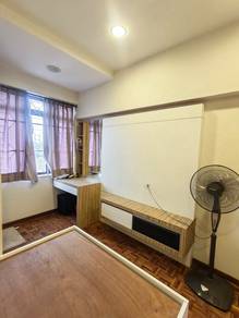 Fully Furnished and Renovated Unit At Pangsapuri Laksamana