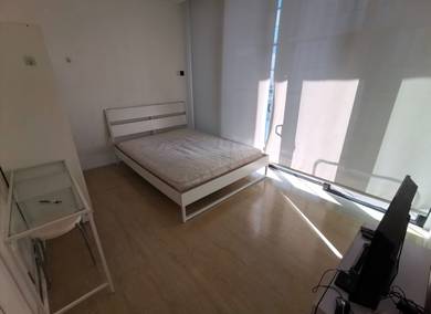 Balcony Room for Rent at The Square One City Subang Jaya