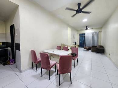BSP Skypark FULLY FURNISHED CONDO, FACING TASIK, Level 5 @ Swim Pool