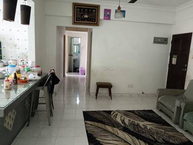 Below Market — Flat Bukit Jambul Corner 980sqft 3R2B