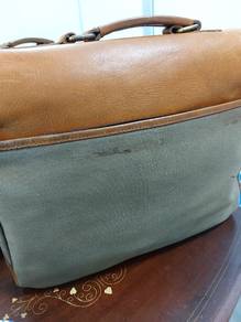 Ereganto Leather Messenger Sling Bag